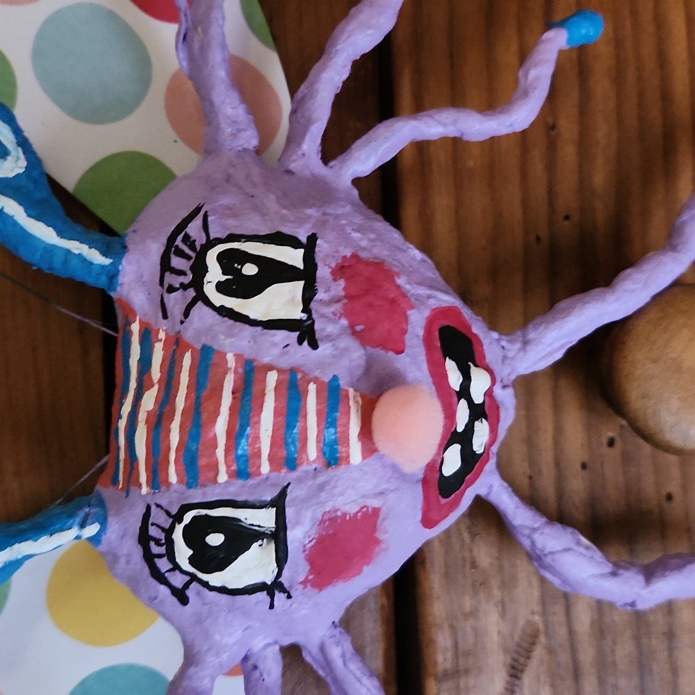 New handmade spun cotton love bug creature. - Picture 3 of 3